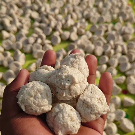 ১ কেজি - ফ্রেশ প্রিমিয়াম কুমড়ার বড়ি